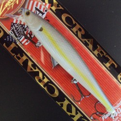 Lucky Craft Flash Pointer 110 #250 Chartreuse Shad